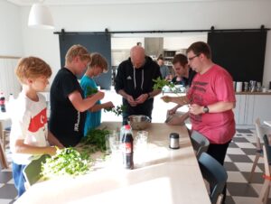 Vorbereitung Basilikum-Pesto